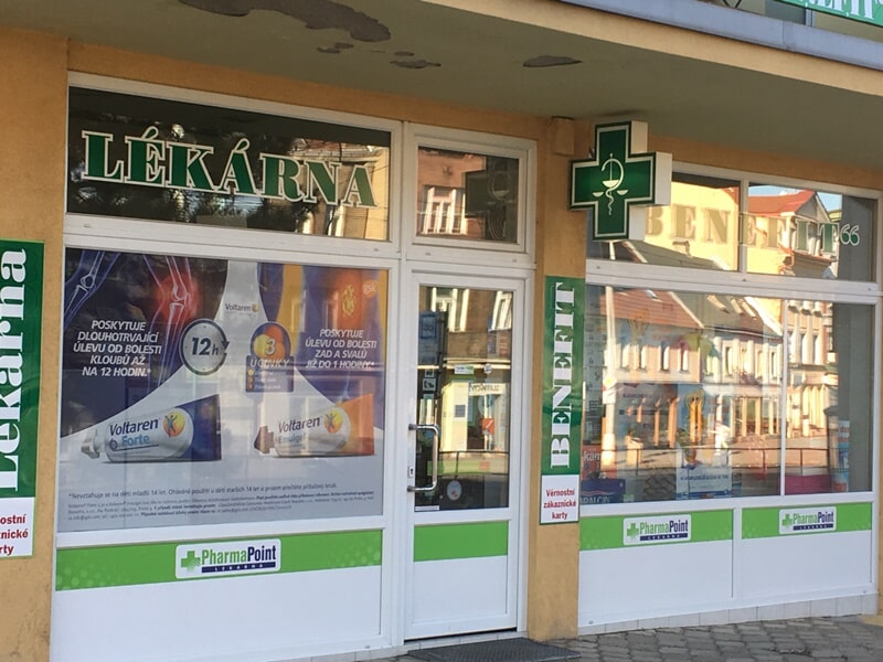 pahrmacy-front
